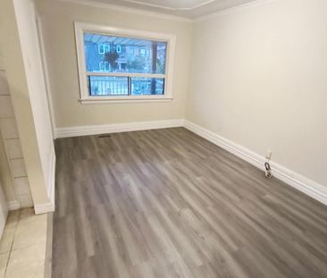 For Lease - 55 Chamberlain U2 Avenue, Toronto, Ontario - Photo 1