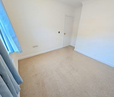 Town house to rent on - Photo 6