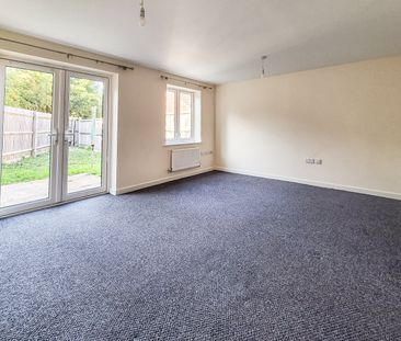 Ainsworth Drive, CM6, Dunmow - Photo 1