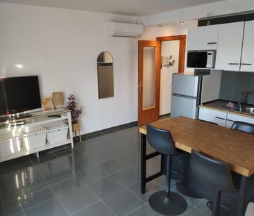 Apartamento de alquiler en Avinguda Onze de Setembre, 33, Centre - Photo 3