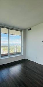 $450 off! Amazing 3 bed 2 bath City of Lougheed Tower 1 Burquitlam - Photo 3