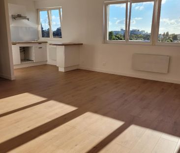 Location Appartement 2 pièces 51m² CAMBRAI 59400 - Photo 2