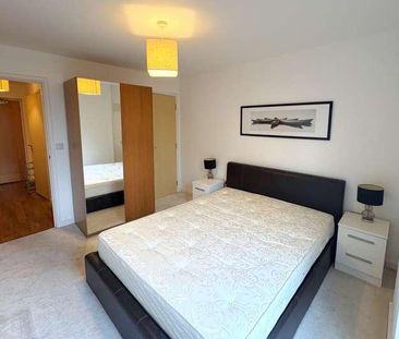 Woking, Surrey, GU22 - Photo 3