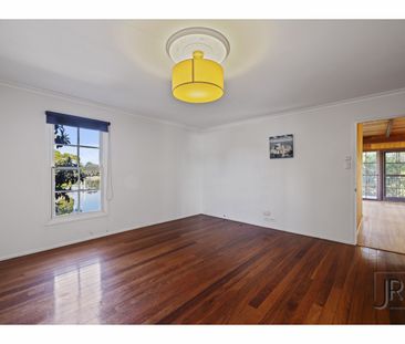 76 Poinciana Boulevard, Broadbeach Waters QLD 4218 - House For Rent... - Photo 5