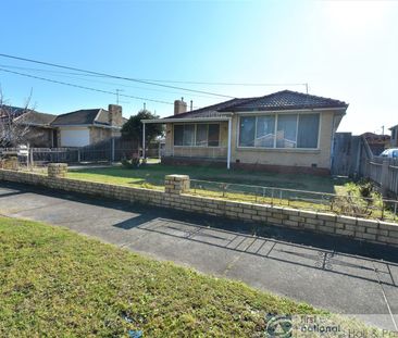 34 Emerald Drive, 3171, Springvale Vic - Photo 2