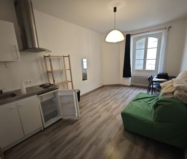 BORDEAUX SAINT-MICHEL / STUDIO MEUBLE 20M2 EN TRES BON ETAT - Photo 2