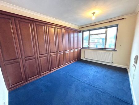 3 bedroom House To Let - Photo 2