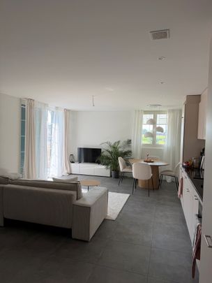 Helle und moderne Wohnung in Höri mit Balkon! - Photo 1