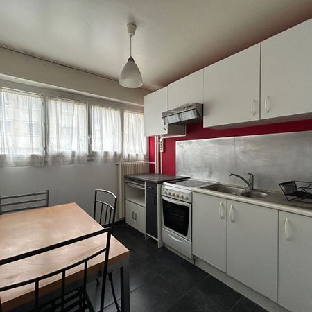 Location Appartement 2 pièces 52m² - Photo 4