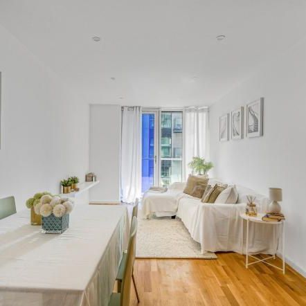 1 bedroom flat to rent - Photo 1