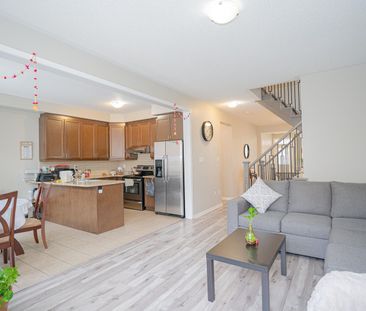 For Lease - 131 Vanhorne Close Unit# Upper, Brampton, Ontario - Photo 6