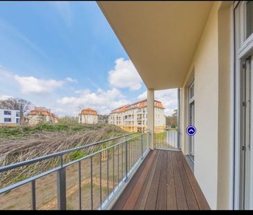 WG: Mitbewohnerin gesucht, 1,5 Zimmer in schöner 3- ZimmerWohnung - Foto 1