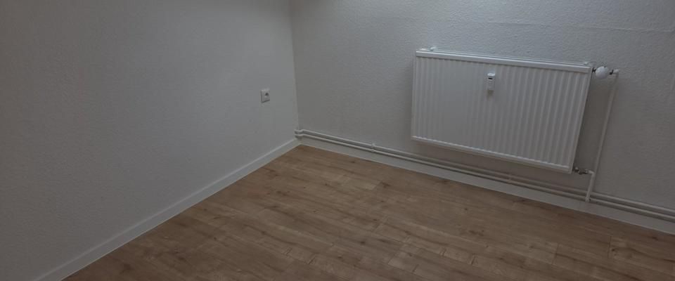 3 Zimmer Wohnung im DG und riesige Wohnküche - Foto 1