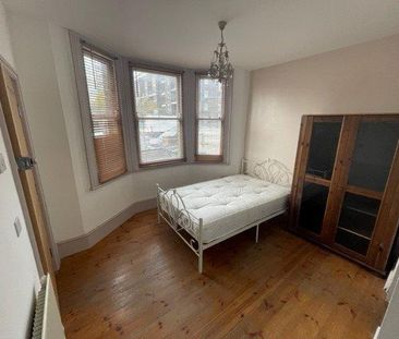 House share to rent - Photo 4