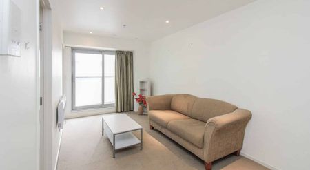 Stylish 2-Bedroom Furnished Apartment in the Heart of Soho - Photo 4
