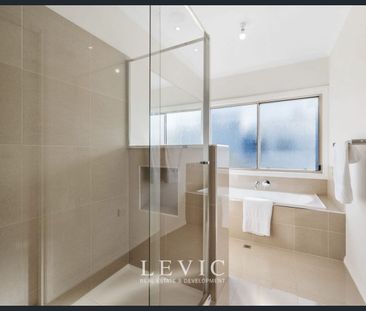 12 Auguste Avenue, Clayton, Vic 3168 - Photo 3