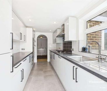 Narromine Drive, Calcot, Reading, Berkshire, RG31 - Photo 2