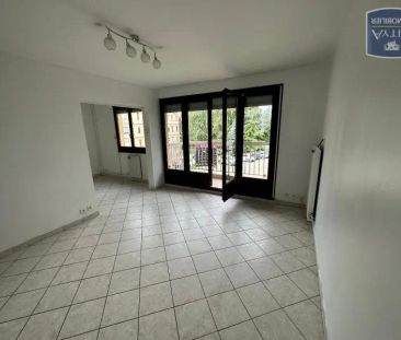 Appartement à louer 5 pièces 87.69m² - Photo 1