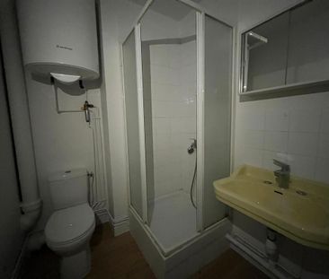 Location Appartement 2 pièces 28m² L HAY LES ROSES 94240 - Photo 1