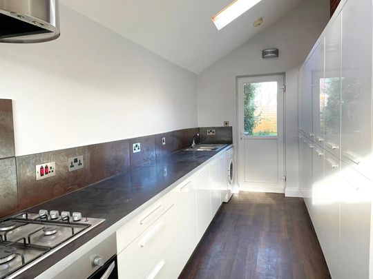 2 bedroom semi-detached house to rent - Photo 1