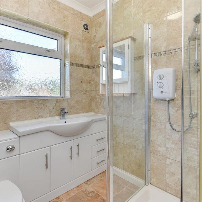 2 bedroom semi-detached bungalow to rent - Photo 1