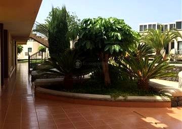 Se alquila en Costa del silencio apartamenti de 2 dormitorios