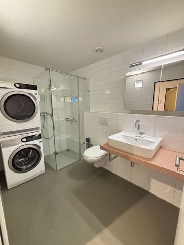 Exklusiv und grosszügig - an ruhiger Lage - Photo 3