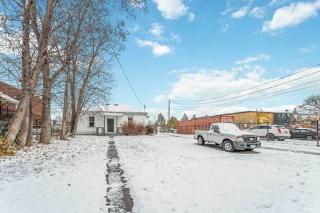 For Lease - 16 Murray Street, Hamilton, Ontario - Photo 3