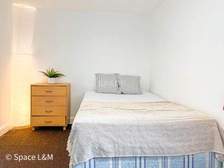 Basingstoke Road, Reading, Berkshire, RG2 0ET - Photo 5