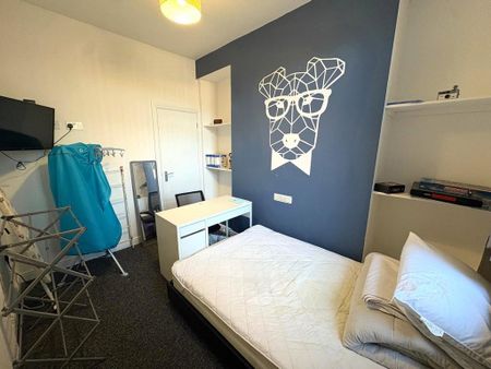 5 bedroom terraced house to rent - Photo 3