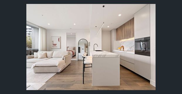 Stunning, Private & Architecturally Designed Oasis in Prime Moonee Ponds - Photo 1