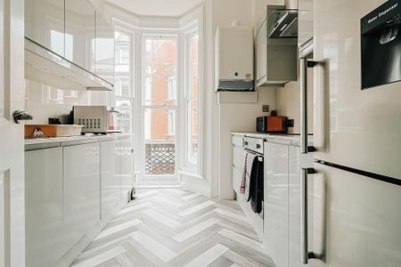 2 bedroom flat to rent - Photo 4