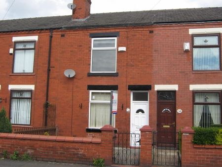 2 bedroom terraced house to rent - Photo 2