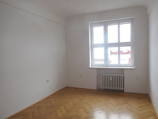 Pronájem bytu 2+1 67 m² - Photo 1