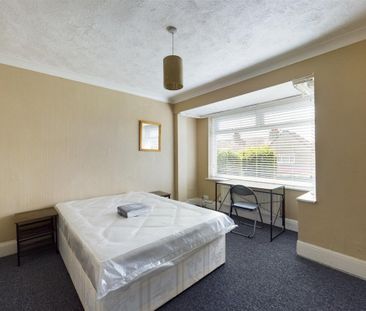 Bevendean Crescent, Brighton - Photo 5