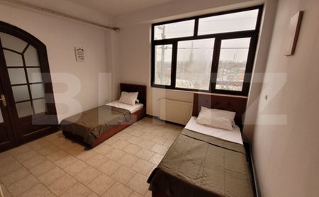 Casa 12 camere, 450 mp, zona Lipovei - Fotografie 5