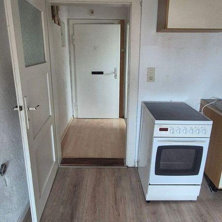 Helle 1-Raum Wohnung in Ruhmannsfelden mit Holzofenbeheizung zu mieten - Photo 4