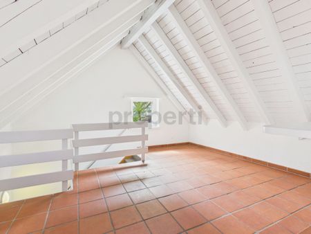 Ruhige Dachwohnung mit Balkon und planbaren Nebenkosten in Beringen - Photo 5