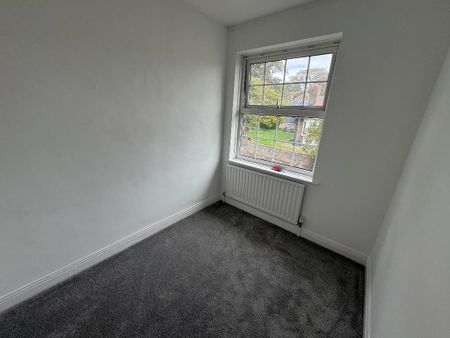 4 bedroom flat to rent - Photo 5