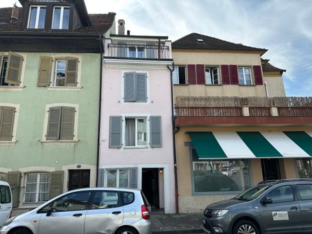 Charming penthouse well located in the old town - Photo 4