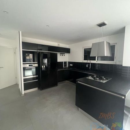 Maison contemporaine 4 pièces avec piscinet jacuzzi SIERENTZ - Photo 4