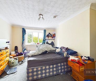 4 bedroom terraced house to rent - Photo 2