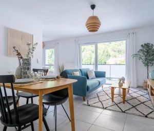 Location Appartement à FONTAINE - Photo 2