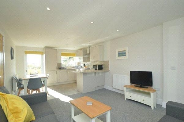 2 bedroom bungalow to rent - Photo 1