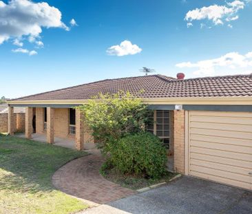 NEAT & TIDY HOME WITH POWERED SHED!! - Photo 4