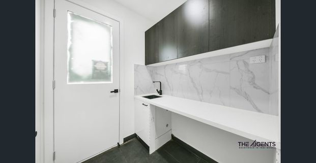 Modern Family Living at Its Finest - Photo 1