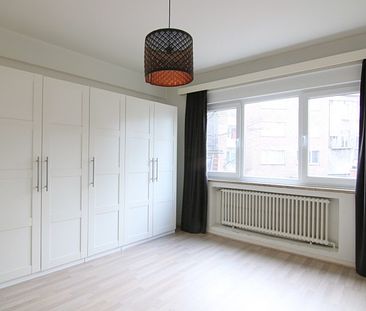 Mooi vernieuwd appartement centrum Kortrijk - Photo 4