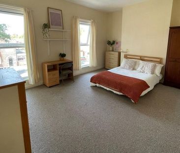 7 bedroom house to rent - Photo 3