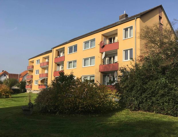 Praktische 3-Zimmer-Erdgeschosswohnung mit Balkon - Photo 1