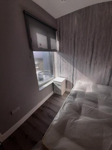 Studio Flat, A London Rd, SW16 - Photo 4